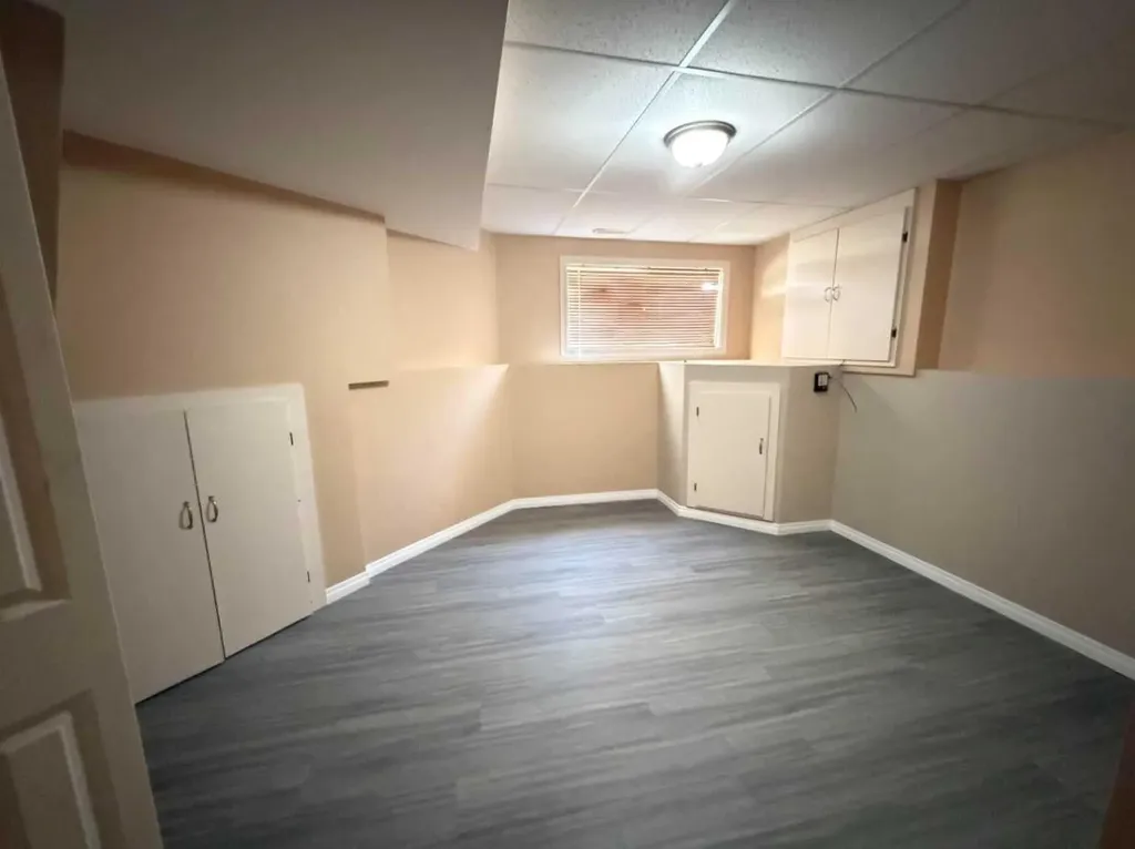 144 Pinnacle Avenue Grande Prairie AB T8W 0A9