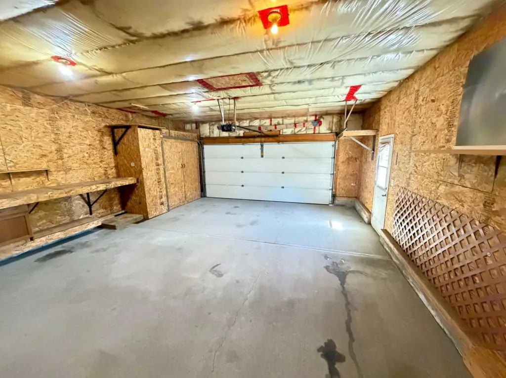 144 Pinnacle Avenue Grande Prairie AB T8W 0A9
