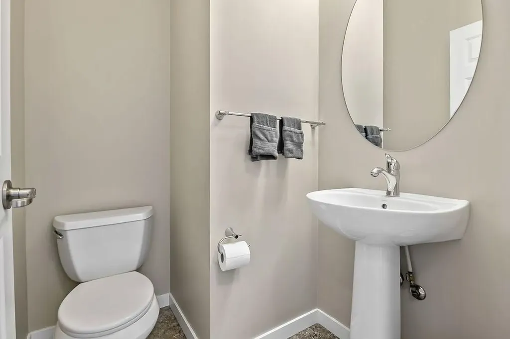 10 Auburn Bay Avenue SE Calgary AB T3M0P6
