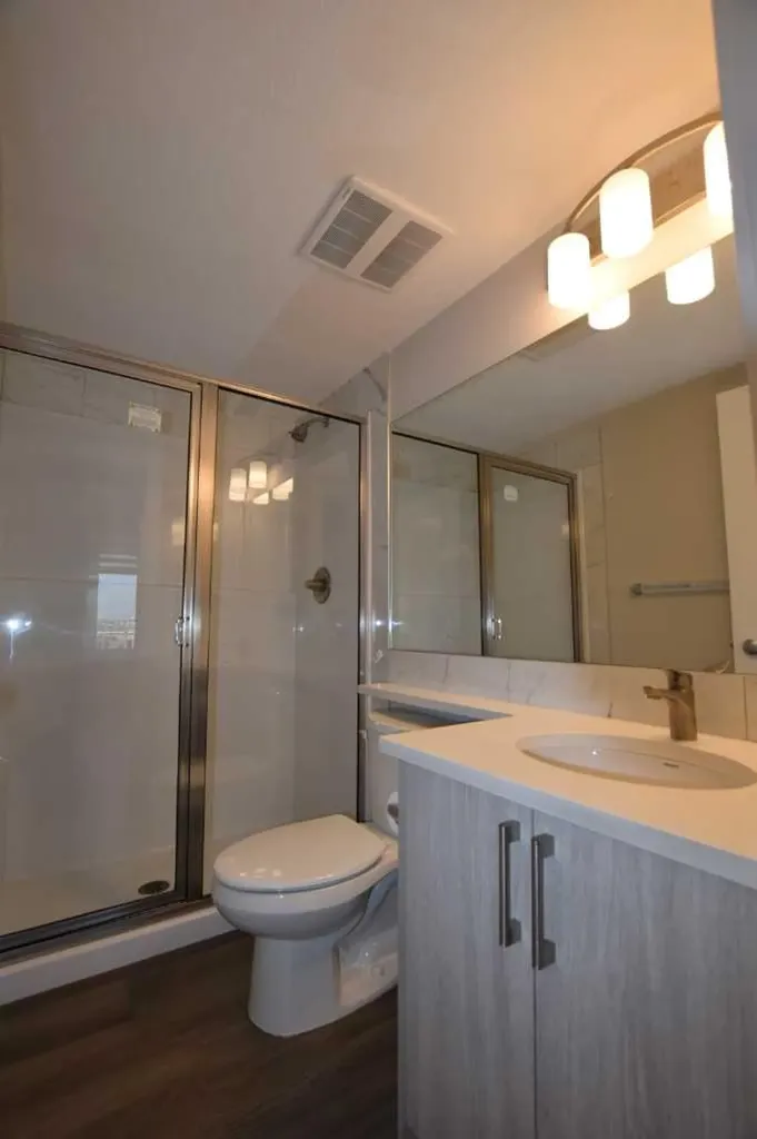6118 80 Calgary AB T3J 0S6
