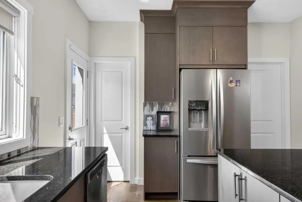 77 Saddlestone Place NE Calgary AB T3J 0Z6