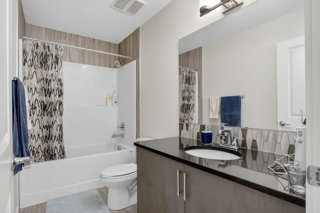 77 Saddlestone Place NE Calgary AB T3J 0Z6