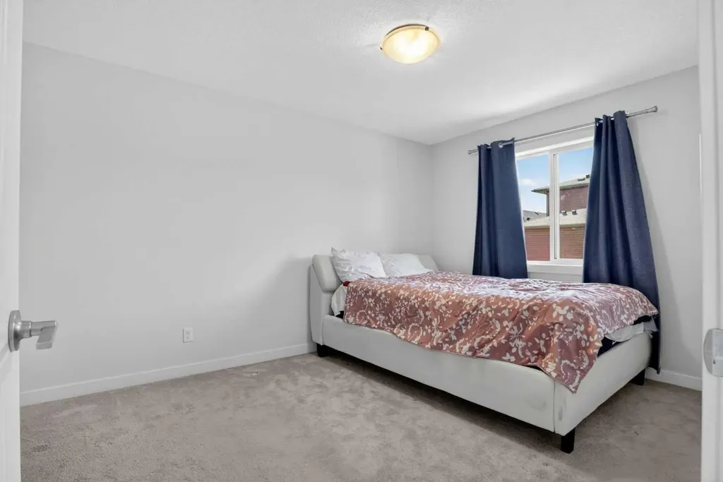 77 Saddlestone Place NE Calgary AB T3J 0Z6