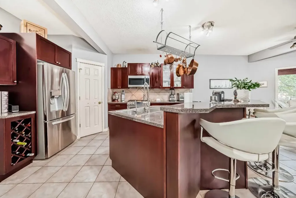 188 Chapala Drive SE Calgary AB t2x3t6