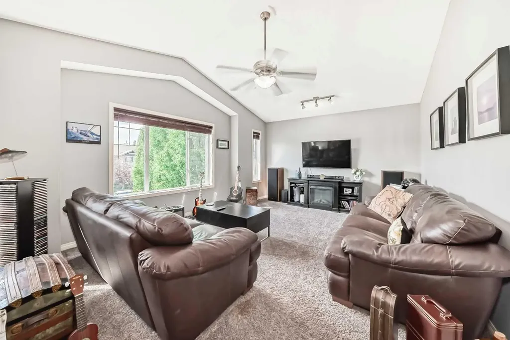 188 Chapala Drive SE Calgary AB t2x3t6