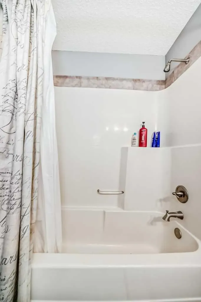 188 Chapala Drive SE Calgary AB t2x3t6