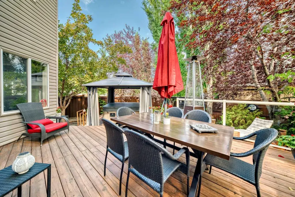 188 Chapala Drive SE Calgary AB t2x3t6