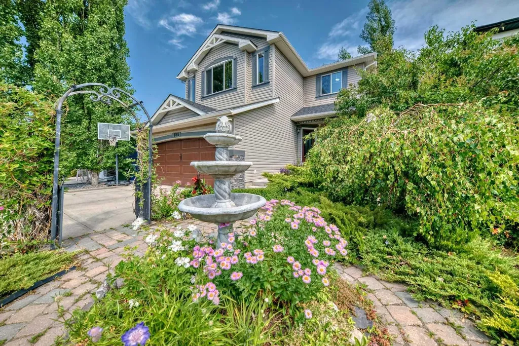 188 Chapala Drive SE Calgary AB t2x3t6