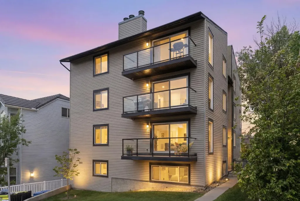 2414 14a Street SW Calgary AB T2T 5X3