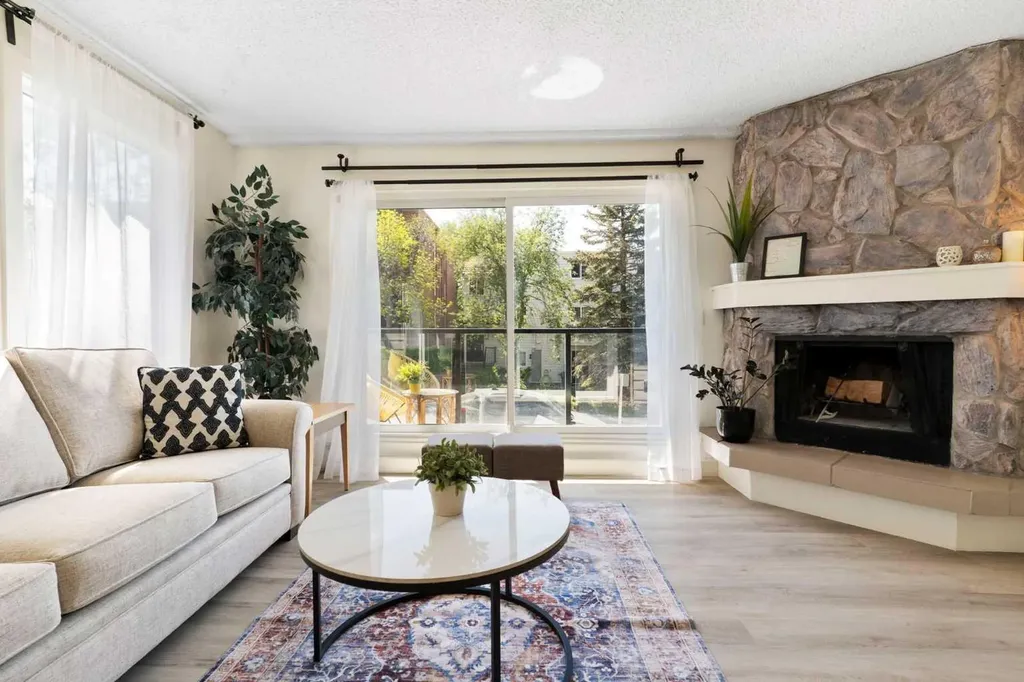 2414 14a Street SW Calgary AB T2T 5X3