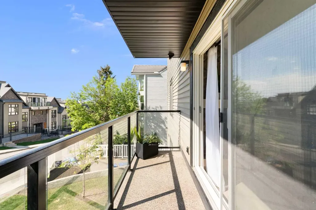 2414 14a Street SW Calgary AB T2T 5X3