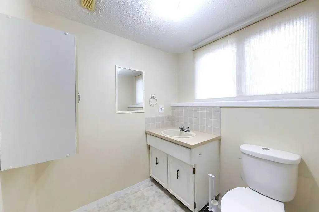 333 3 Avenue NW Slave Lake AB T0G2A1