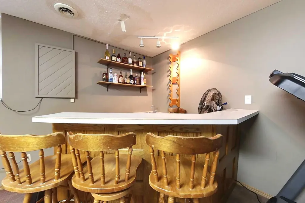 333 3 Avenue NW Slave Lake AB T0G2A1
