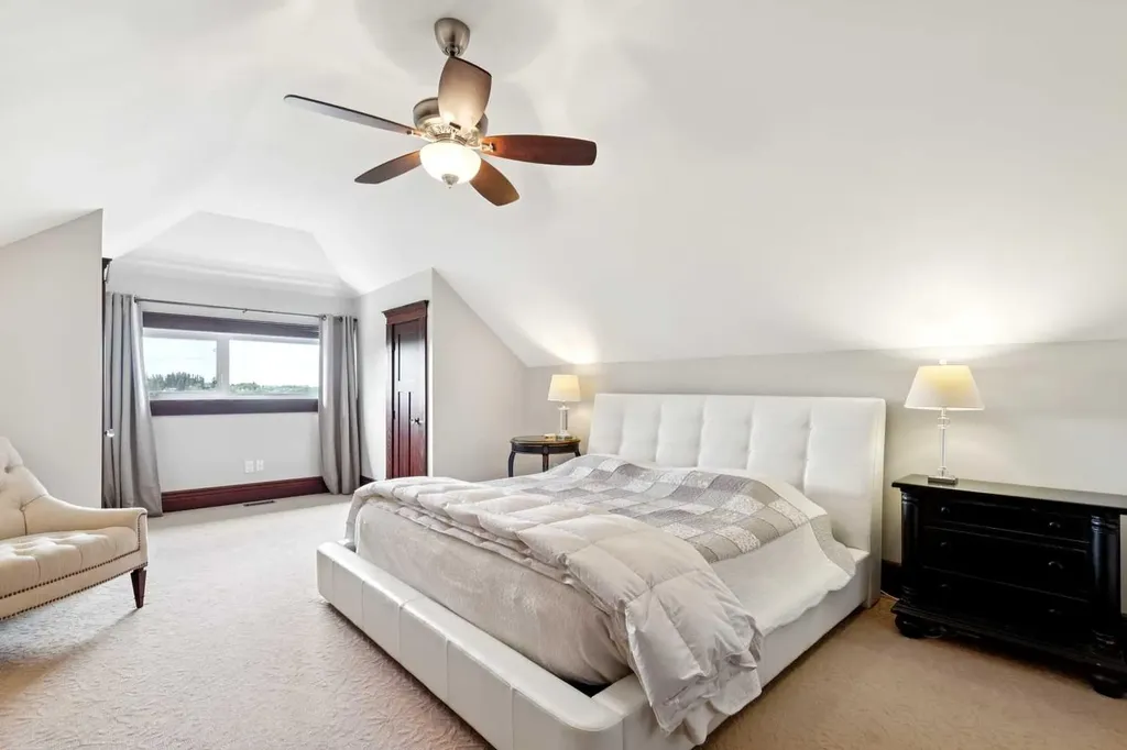 1017 38 Avenue SW Calgary AB T2T 2J3