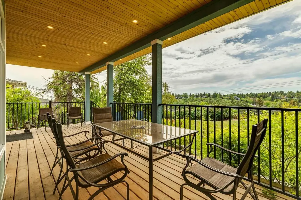 1017 38 Avenue SW Calgary AB T2T 2J3