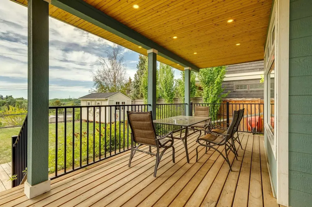 1017 38 Avenue SW Calgary AB T2T 2J3