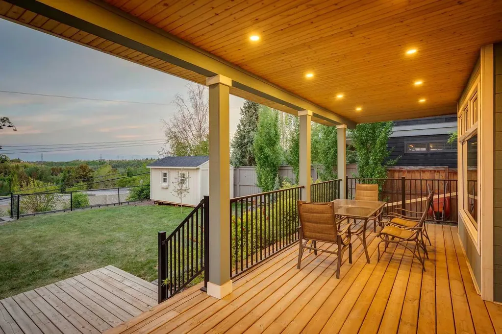 1017 38 Avenue SW Calgary AB T2T 2J3