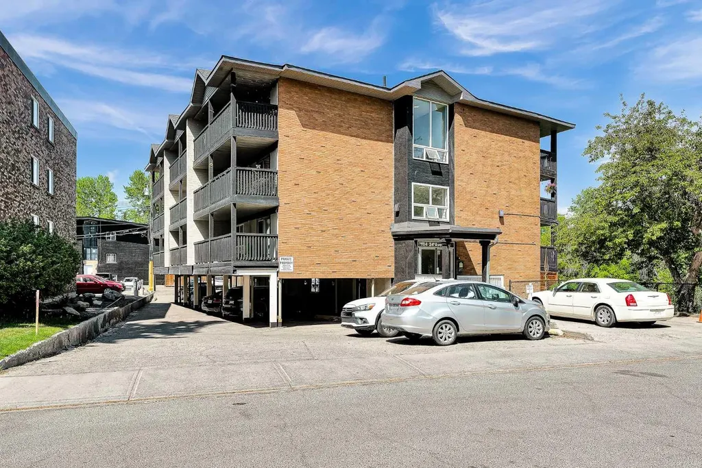 104 24 Avenue SW Calgary AB T2X 0Z1