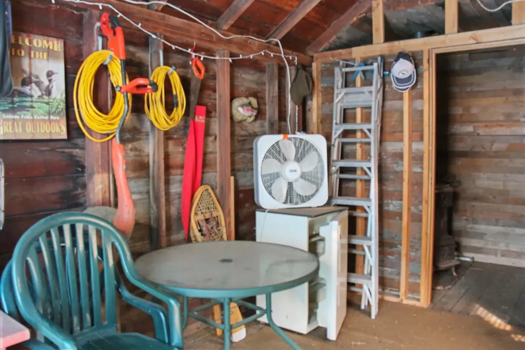 228 1rst Avenue Rural Special Areas No. 4 AB T0C 2S0