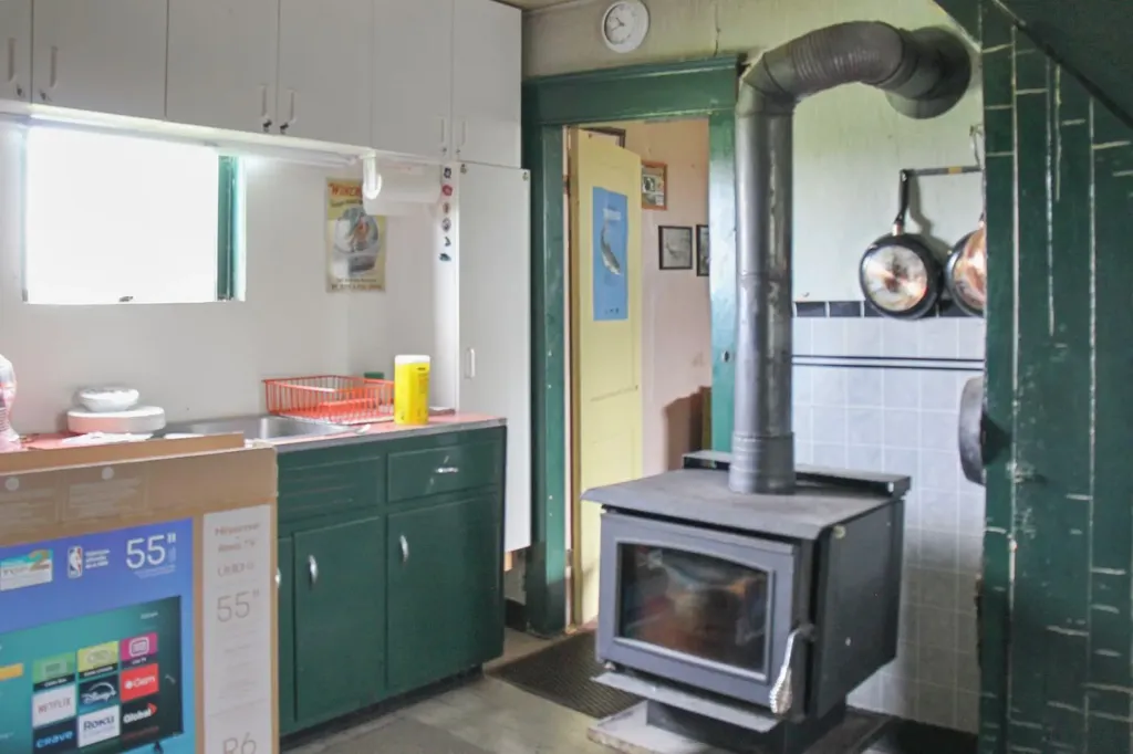 228 1rst Avenue Rural Special Areas No. 4 AB T0C 2S0