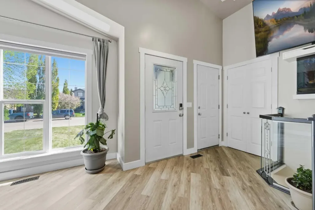 206 Highwood Village Place NW High River AB T1V 1V9