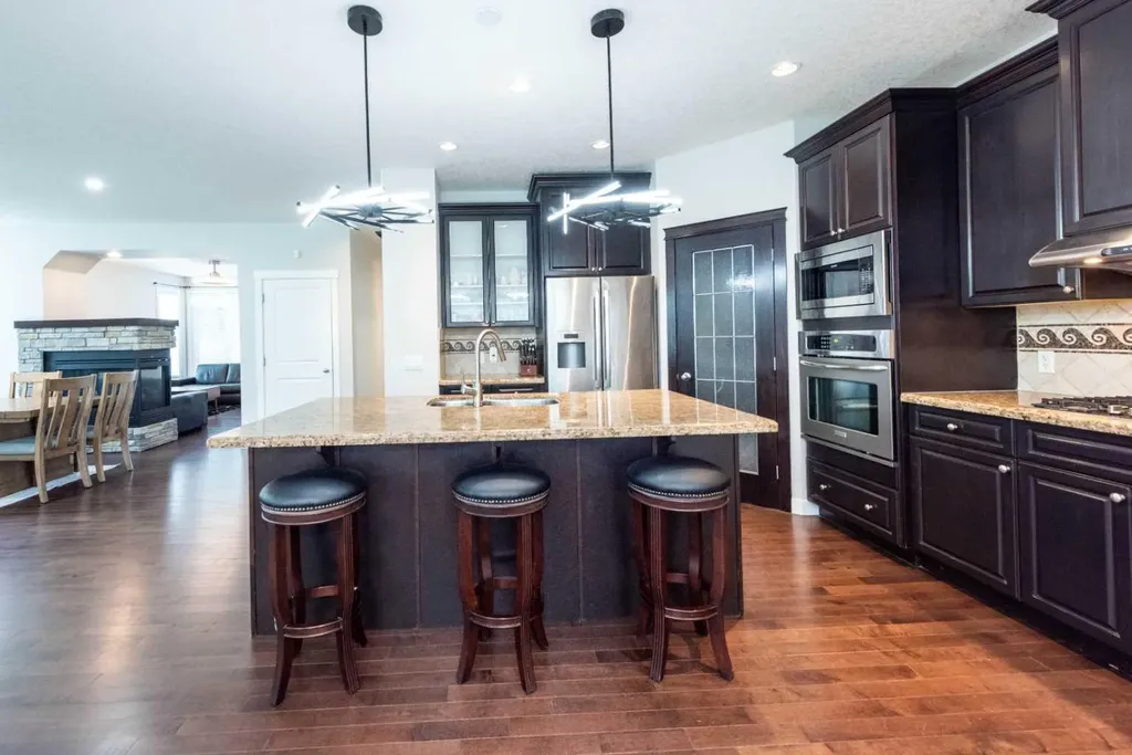 35 Aspen Stone Way SW Calgary AB T3H 0L6