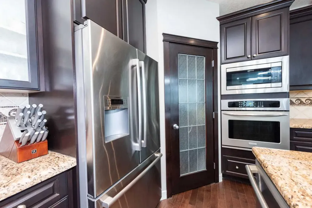 35 Aspen Stone Way SW Calgary AB T3H 0L6