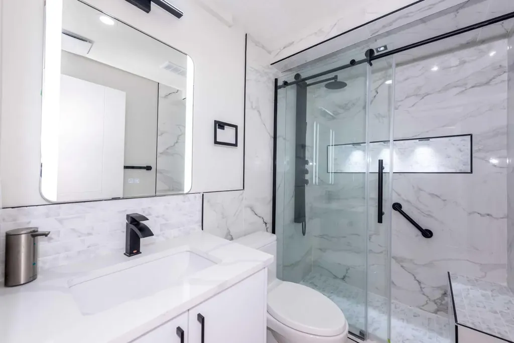 35 Aspen Stone Way SW Calgary AB T3H 0L6
