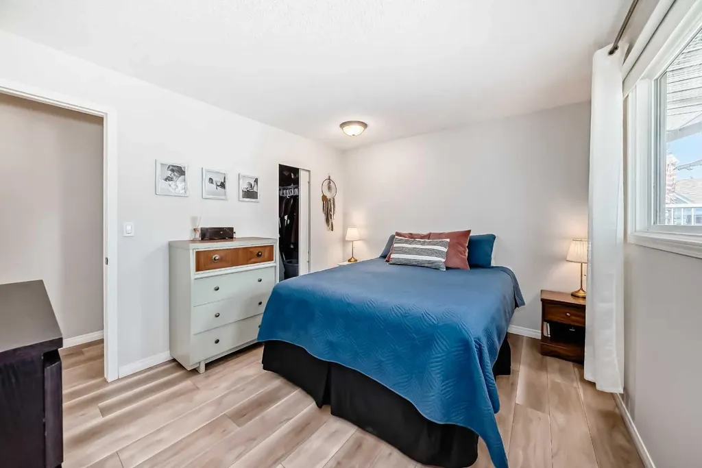 8 Haliburton Crescent Red Deer AB T4N 6K3