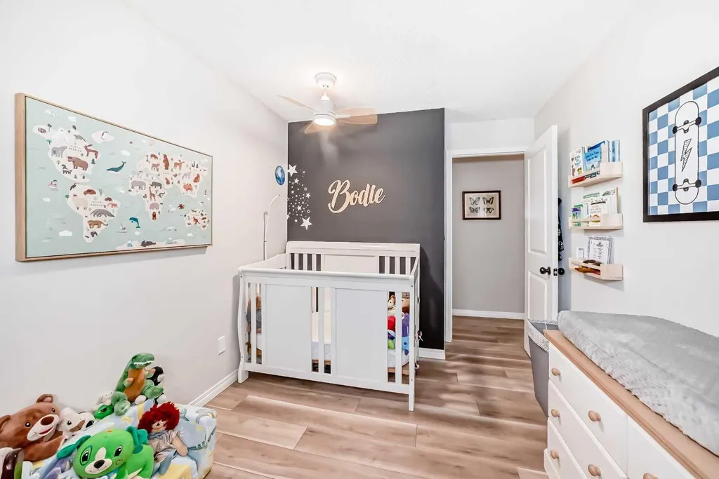 8 Haliburton Crescent Red Deer AB T4N 6K3