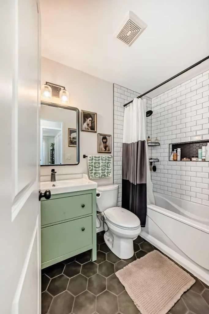 8 Haliburton Crescent Red Deer AB T4N 6K3