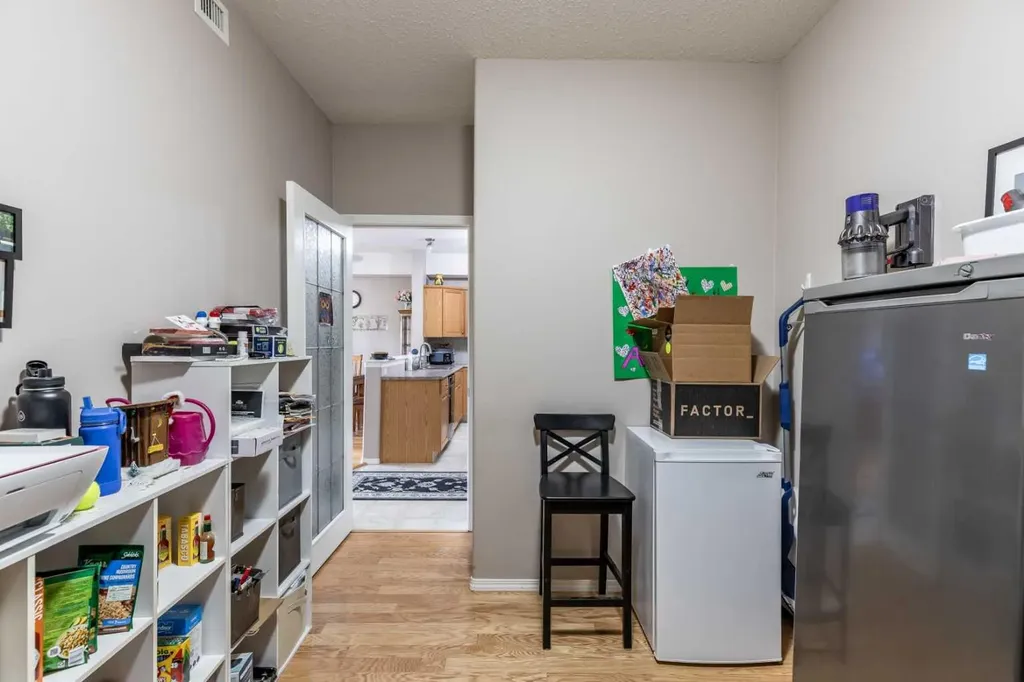 29 River Ridge Drive NW Medicine Hat AB T1A 8V3