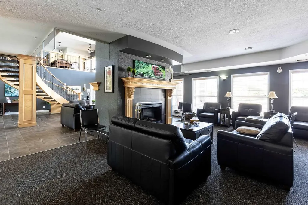 29 River Ridge Drive NW Medicine Hat AB T1A 8V3