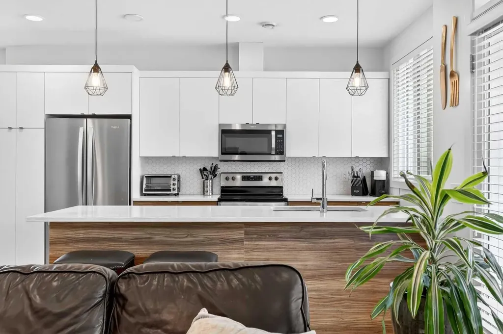 230 Seton Passage SE Calgary AB T3M 3A7