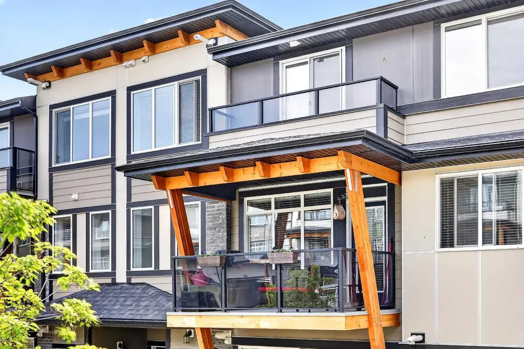 230 Seton Passage SE Calgary AB T3M 3A7