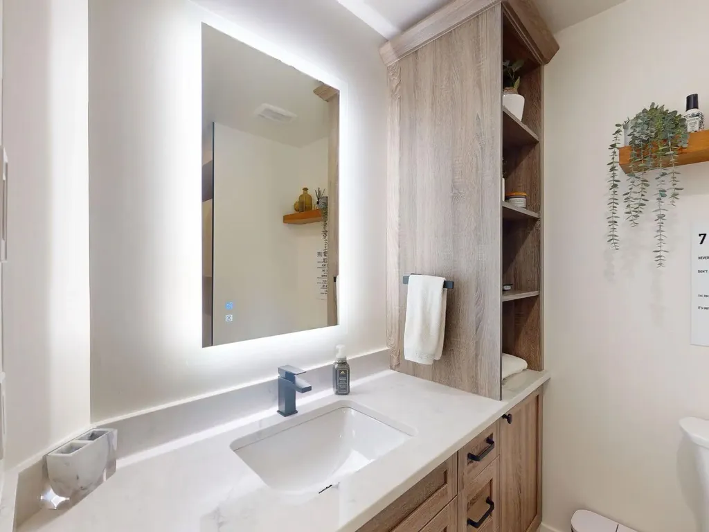 5839 Dalkeith Hill NW Calgary AB T3A 1G5