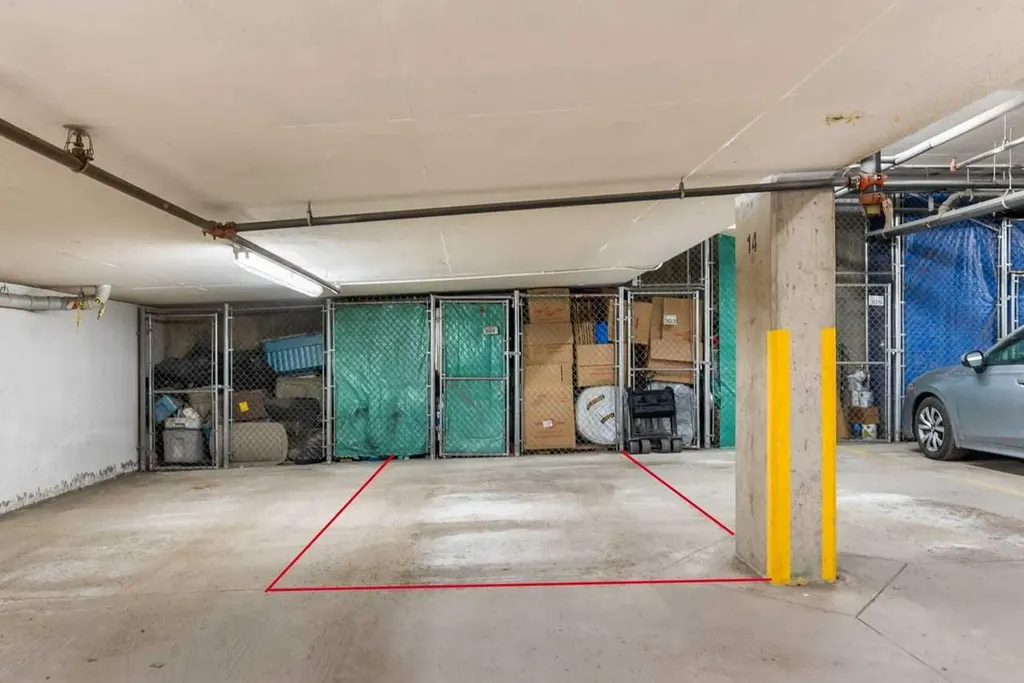 1110 17 Street SW Calgary AB T3C3X3