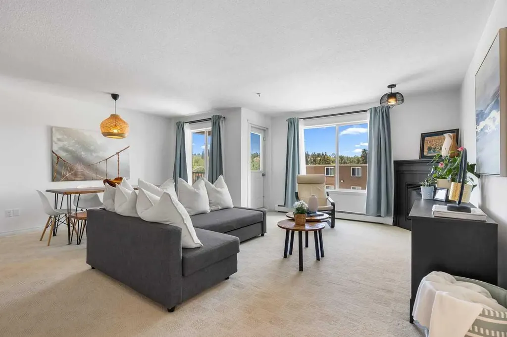 1110 17 Street SW Calgary AB T3C3X3