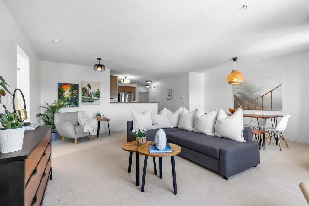 1110 17 Street SW Calgary AB T3C3X3