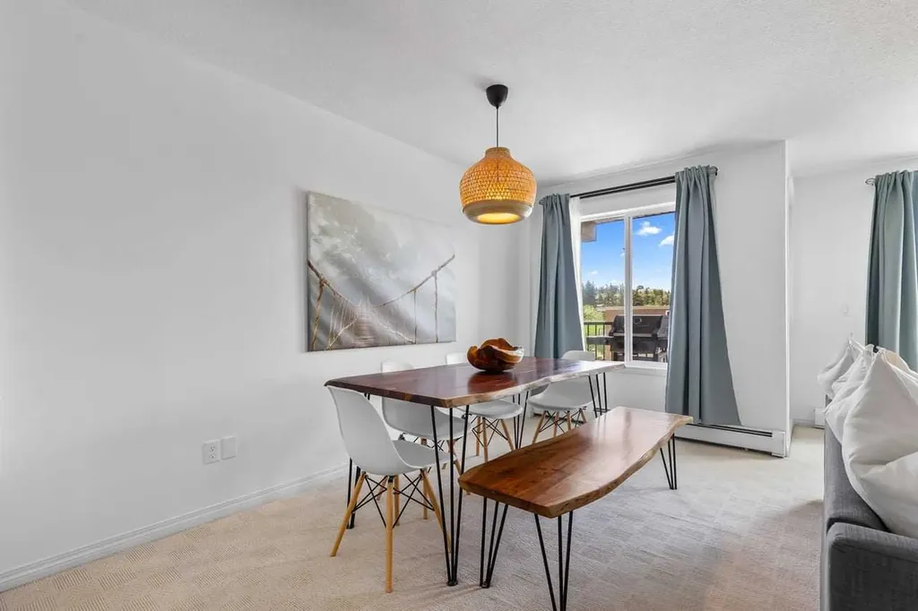 1110 17 Street SW Calgary AB T3C3X3