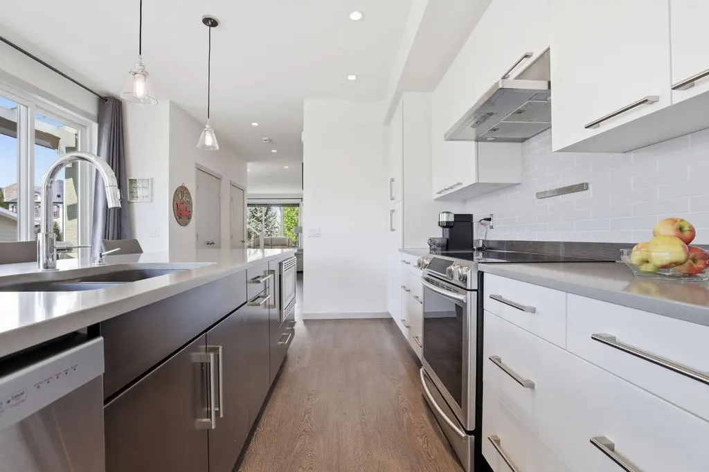 341 Marquis Heights SE Calgary AB T3M 2A7