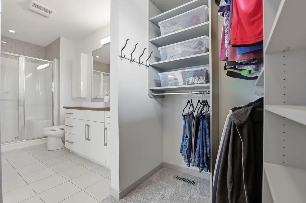 341 Marquis Heights SE Calgary AB T3M 2A7