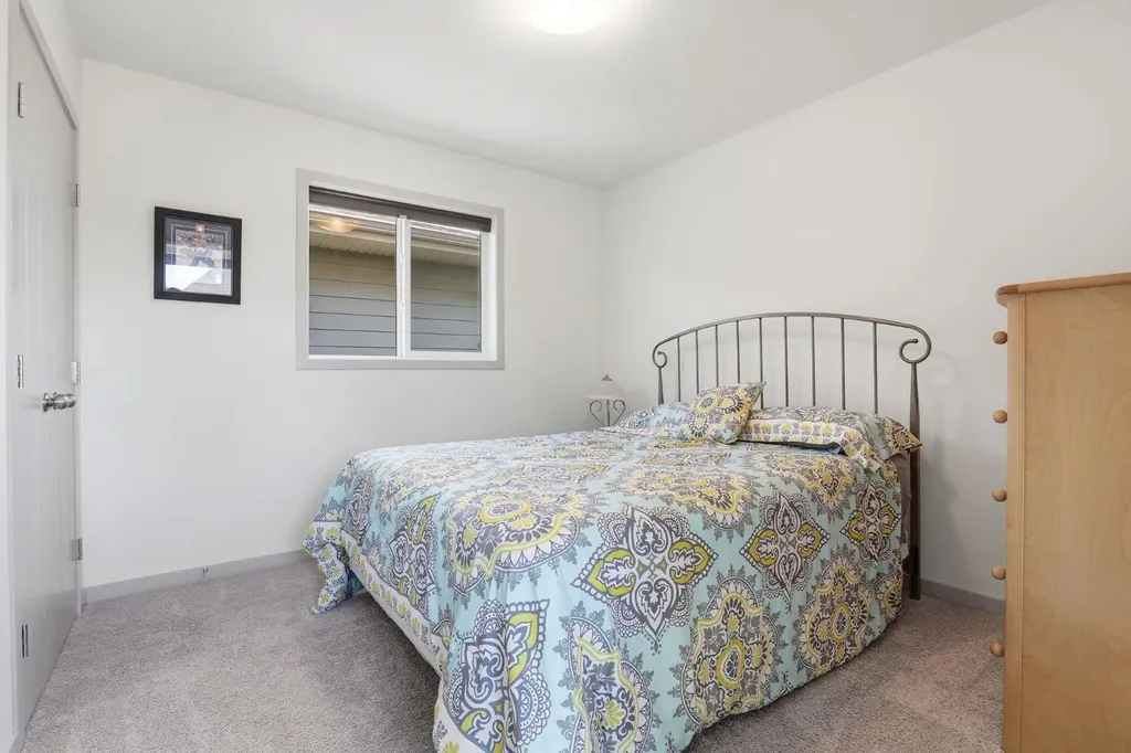 341 Marquis Heights SE Calgary AB T3M 2A7