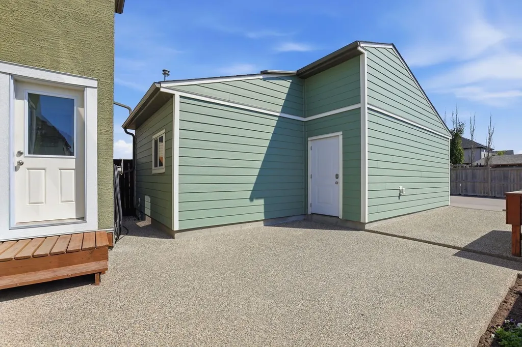 341 Marquis Heights SE Calgary AB T3M 2A7