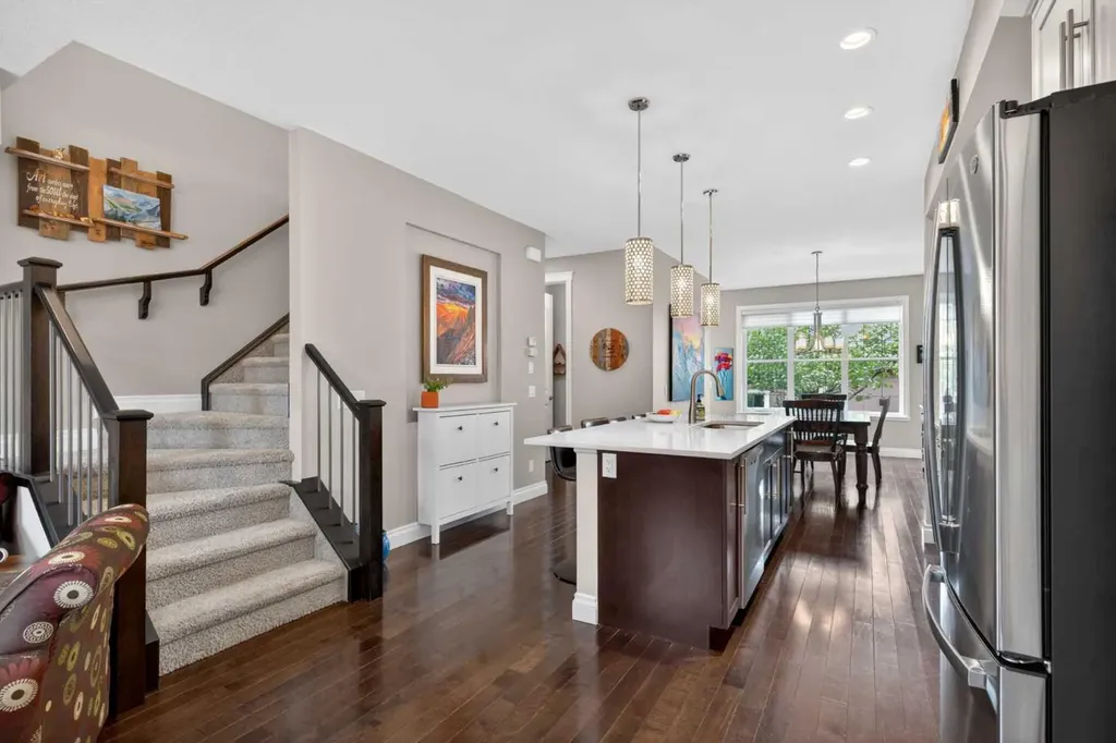340 Quarry Park Boulevard SE Calgary AB T2C 5L4