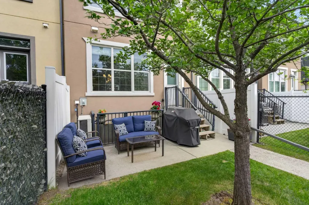 340 Quarry Park Boulevard SE Calgary AB T2C 5L4