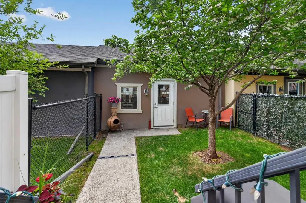 340 Quarry Park Boulevard SE Calgary AB T2C 5L4