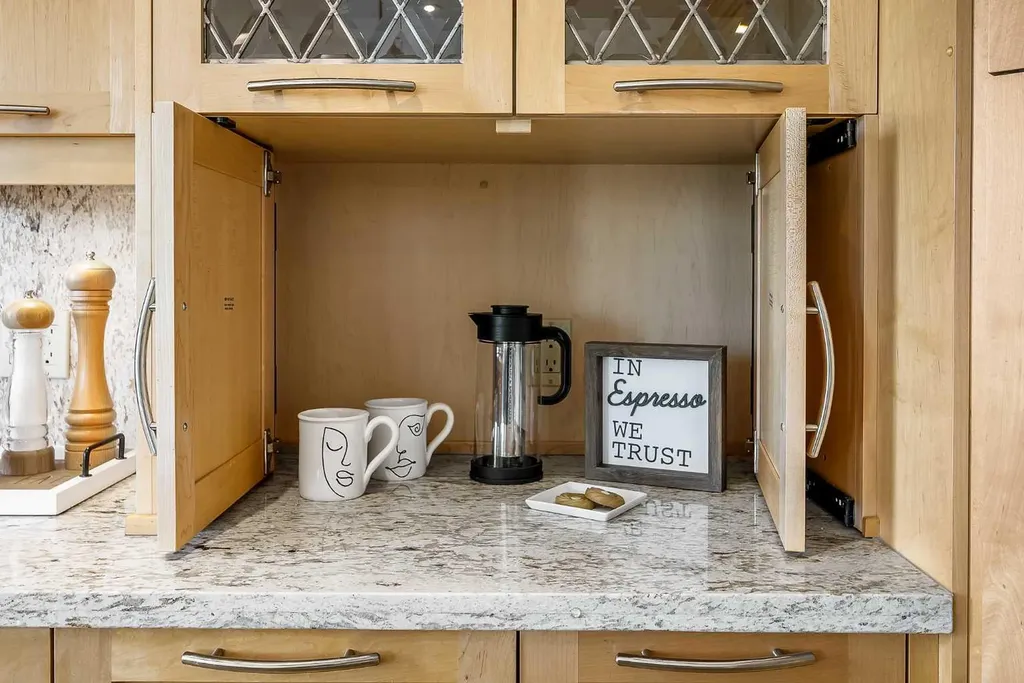1731 13 Street SW Calgary AB T2T 3P5
