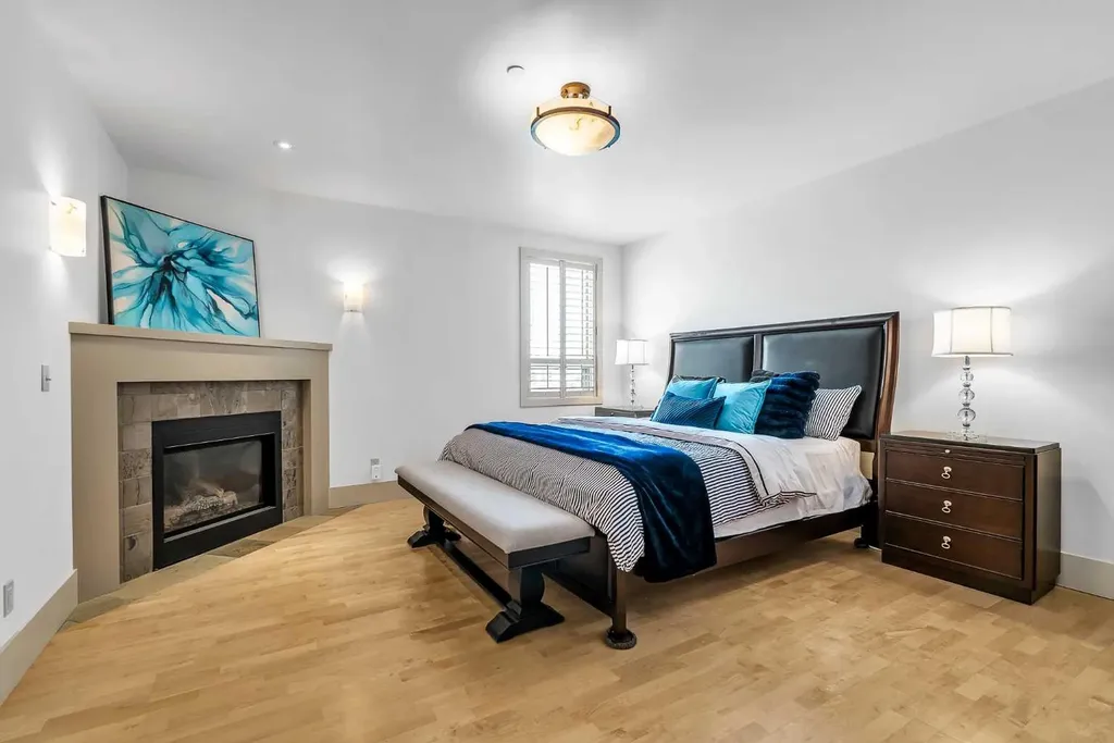 1731 13 Street SW Calgary AB T2T 3P5