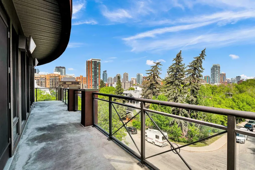 1731 13 Street SW Calgary AB T2T 3P5
